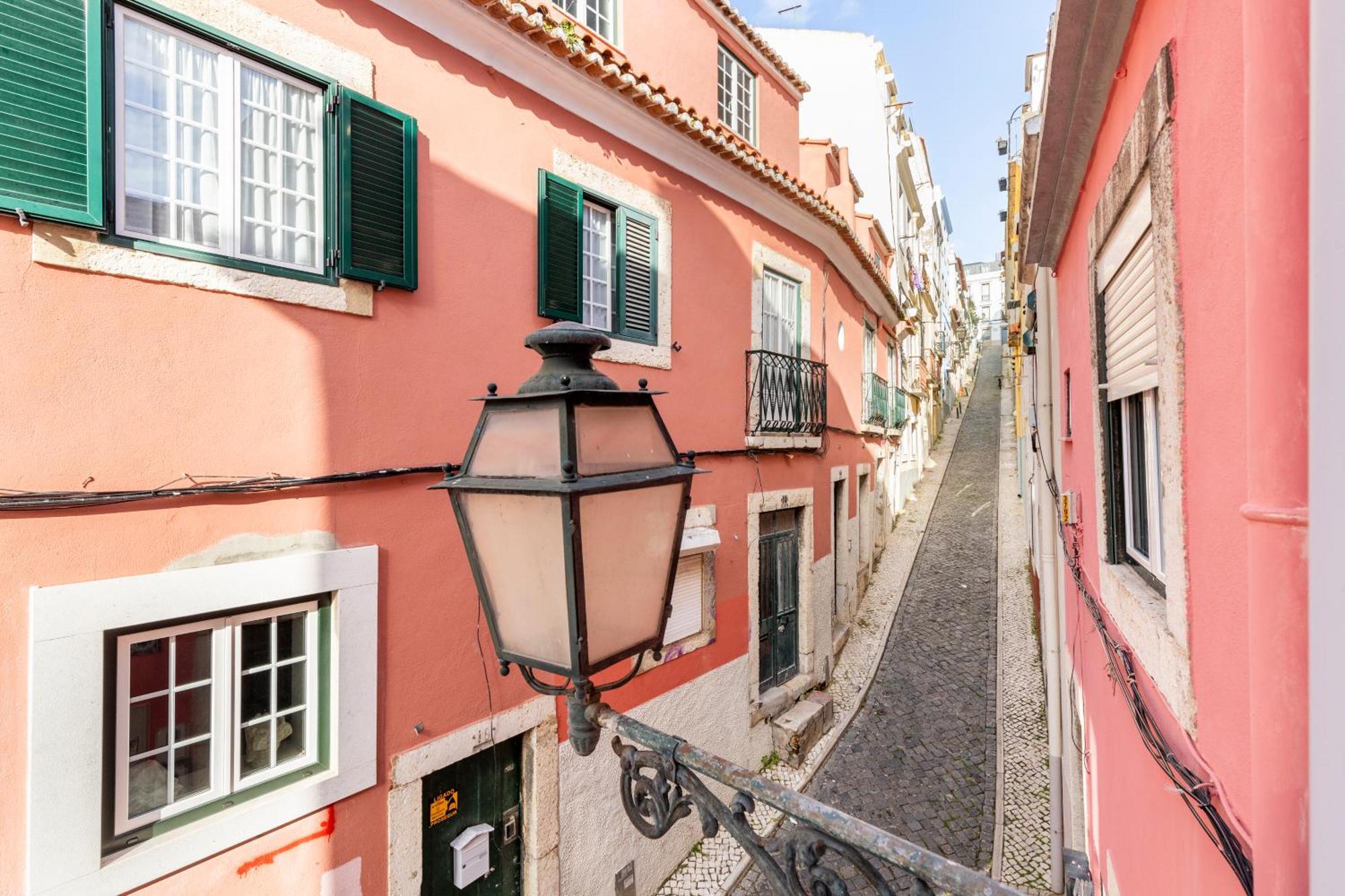 Avenida Da Liberdade Area, Bright And Newly Renovated 2 Bedroom Apartment, Lisbon Historical Center Exterior foto